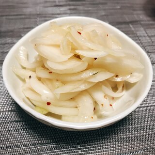 新玉ねぎの麻辣ピクルス